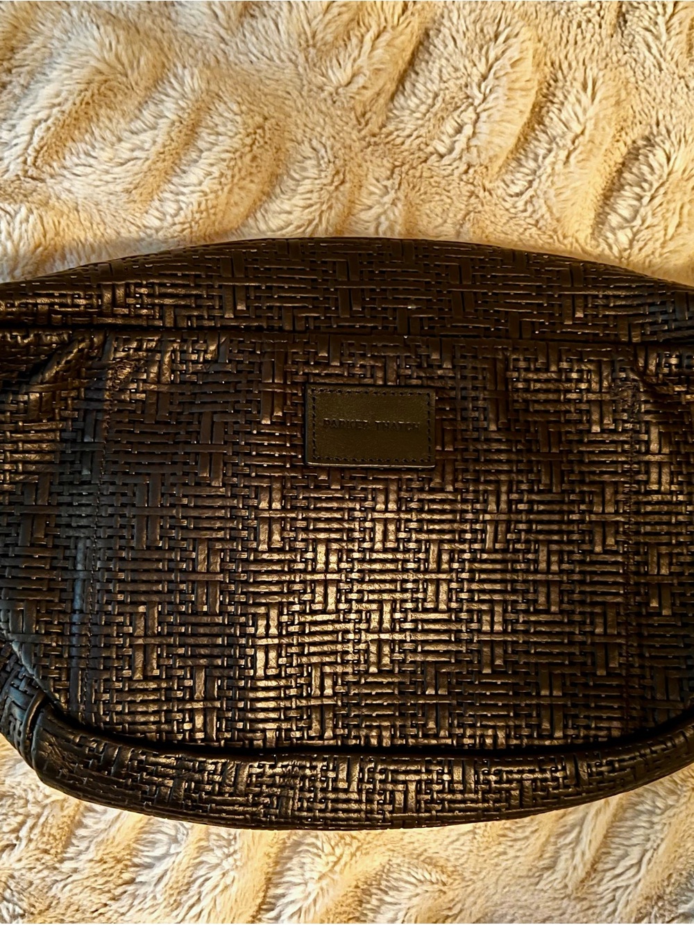 Parker thatch cross your heart black basketweave Crossbody bag - Picture 3 of 6